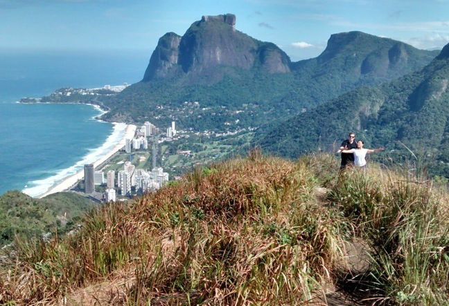 Discover the Rio de Janeiro's best hikes and trails. Dois Irmãos, Click here and Book Now